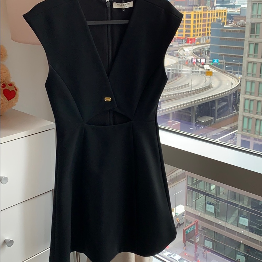 Halston Heritage Dress size 0 w stomach cut out